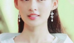 李沁最新资源爆料图集,时尚魅力尽显，演绎多变风格